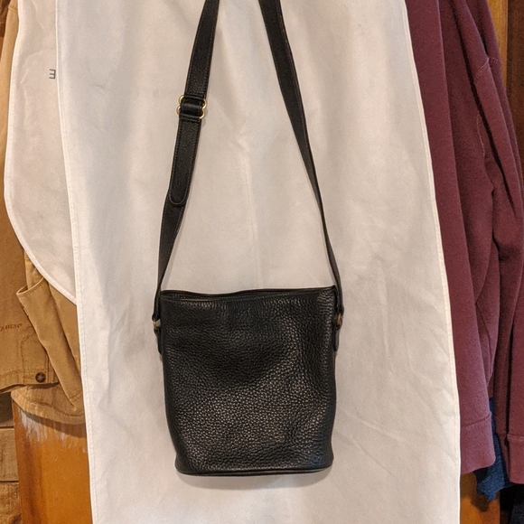 Vintage Coach black Pebbled leather shoulder bag - Picture 2 of 6